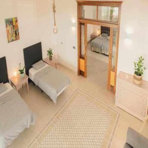 Follow your heart room